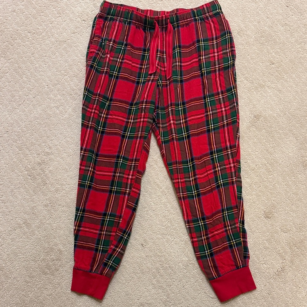 Old Navy Red and Green Plaid‎ Pajama Pants